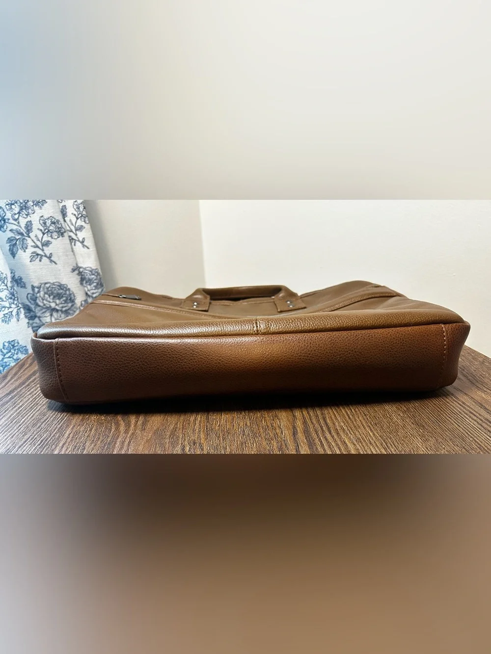 Samsonite Classic Pebbled Leather Toploader Briefcase Cognac, Travel Organizer